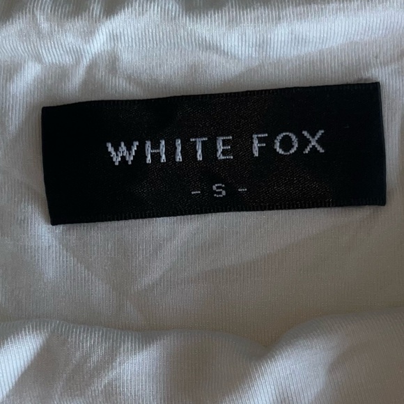WHITE FOX BOUTIQUE “Taking off” tops - Picture 4 of 8